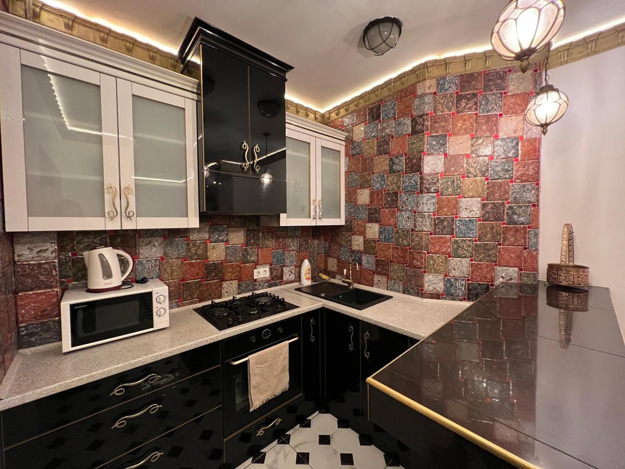 2 Bedrooms Heart Of City Center Chişinău Extérieur photo