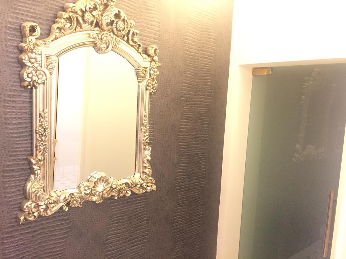 2 Bedrooms Heart Of City Center Chişinău Extérieur photo