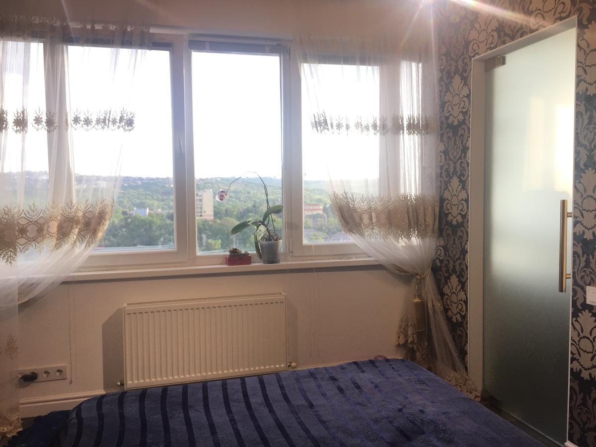 2 Bedrooms Heart Of City Center Chişinău Extérieur photo
